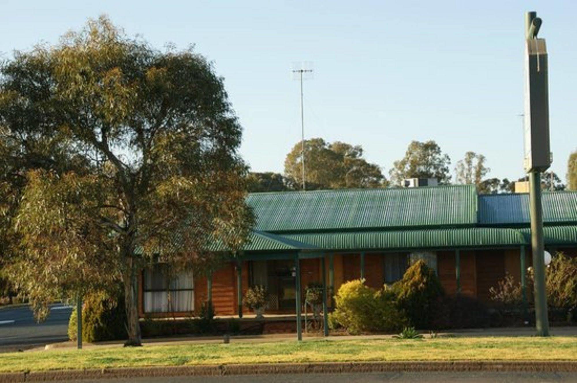 Riviana Motel Deniliquin Exteriér fotografie